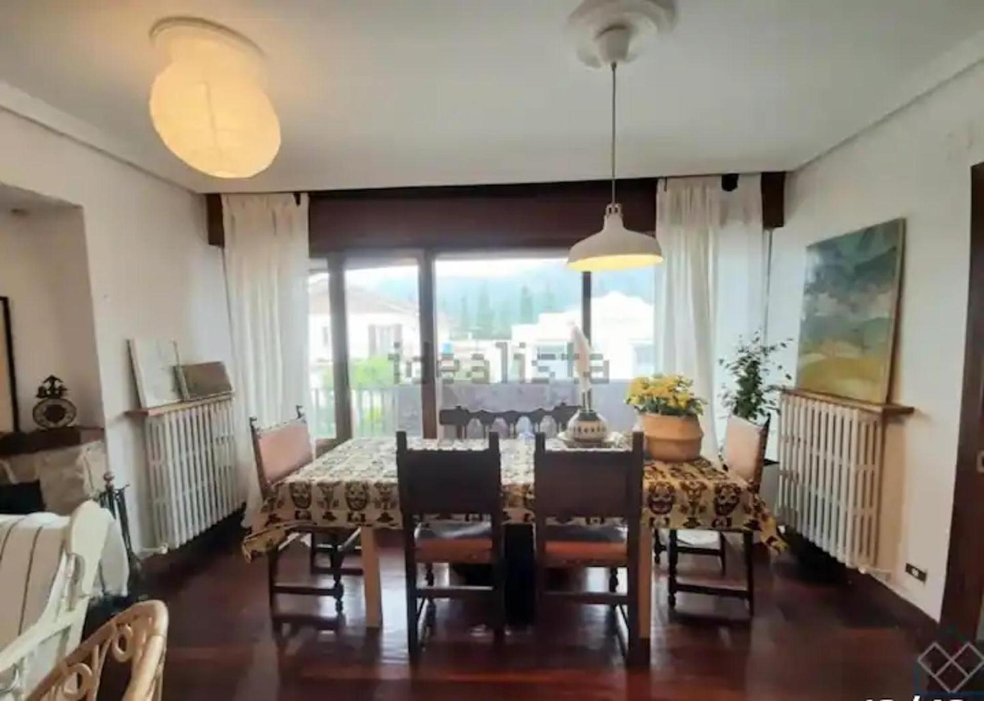 3-Bed Artist Chalet Near San Sebastian Sleeps 6 Арруасу Экстерьер фото